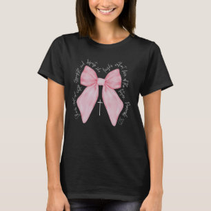 Camiseta Ela Está Vestida De Coquete De Força E Dignidade
