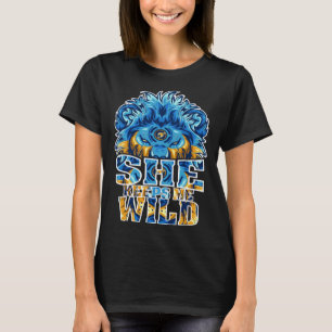 Camiseta Ela Me Mantém Selvagem.