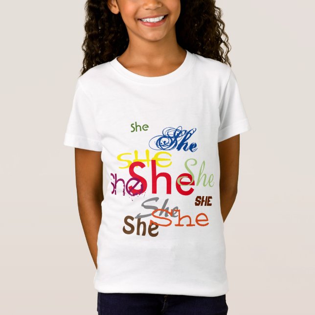 Camiseta Ela por Todos os Lugares (Frente)