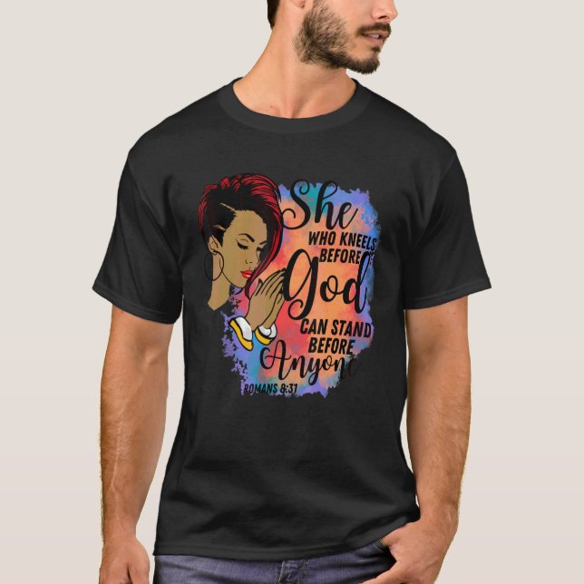Camiseta Ela Que Se Ajoelha Perante Deus Menina Afro-Americ (Frente)
