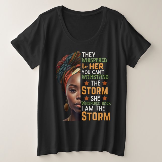 Camiseta Ela Sussurrou Eu Sou A Tempestade Afro Forte Mulhe (Frente do Design)
