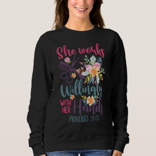 Camiseta Ela Trabalha Com Disposição Com As Mãos 31 13 Hair