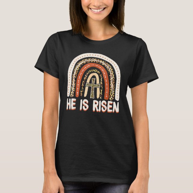 Camiseta Ele É Risen Leopard Rainbow Christian Páscoa (Frente)