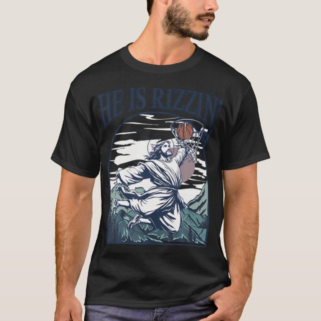 Camiseta Ele Está Arriscado Jesus Fé Cristã Cesta Religiosa (Frente)