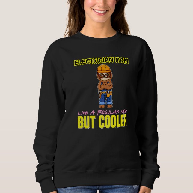 Camiseta Electrician Mom Like A Regualr Mom But Cooler Prem (Frente)