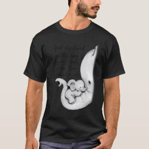 Camiseta Elefante Mãe Boy E Ela Amava Um Menino Muito V