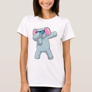 Camiseta Elefante no laboratório de dança de salto
