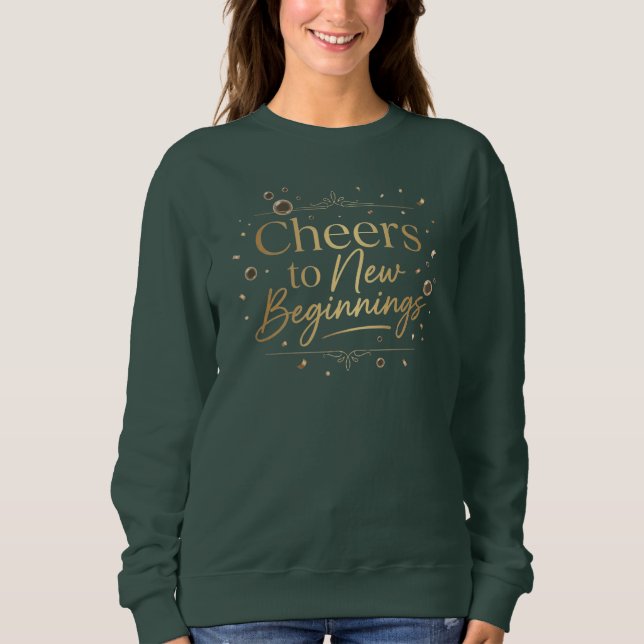 Camiseta Elegant “Cheers to New Beginnings” Gold Lettering  (Frente)