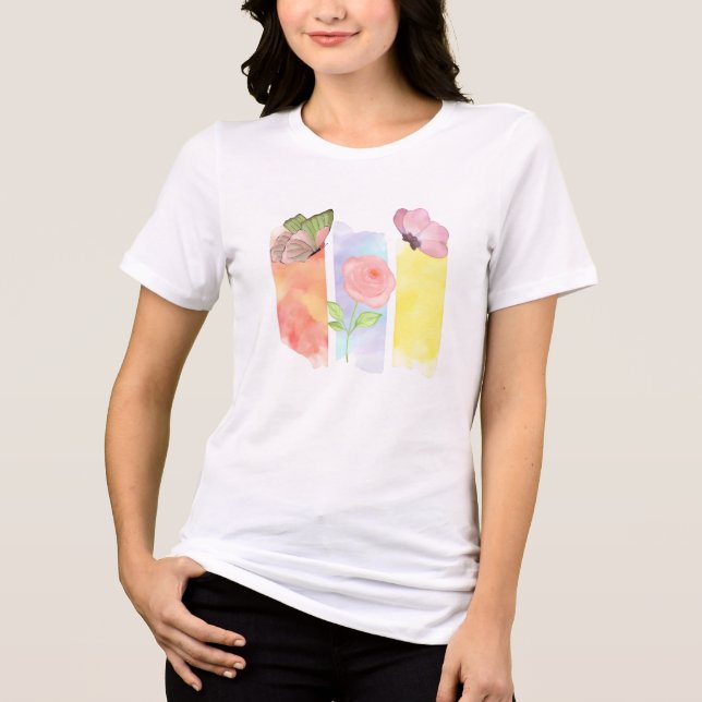 Camiseta Elegante Borboleta e Rosa em Pastel (Frente)