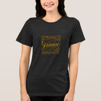 Camiseta Elegante Femme Francesa Caligrafia Botânica Dourad