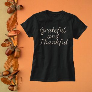 Camiseta Elegante Grata e Agradável Cursiva