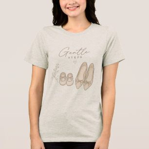 Camiseta Elegantes Sapatos de Mãe e Bebê "Passos Suaves" Il