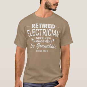 Camiseta Eletricidade Aposentada Sob Novo Gerenciamento Con