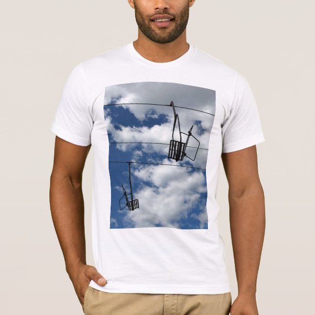 Camiseta Elevador e céu de esqui (Frente)