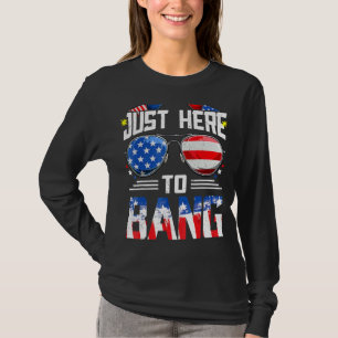 Camiseta Em 4 de julho, estou aqui para bater na bandeira a