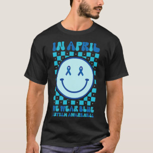 Camiseta Em abril, Vestimos Awarenes Azuis De Autismo Retro