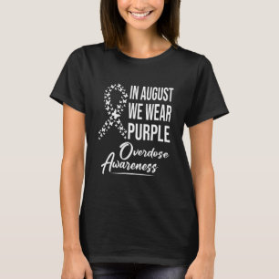 Camiseta Em agosto, Vestimos o Mês de Sensibilização para a