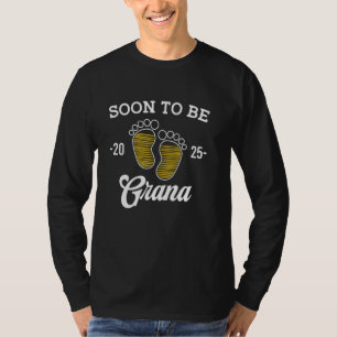 Camiseta Em Breve Grana Est 2025 Carregando Pegada de Bebê