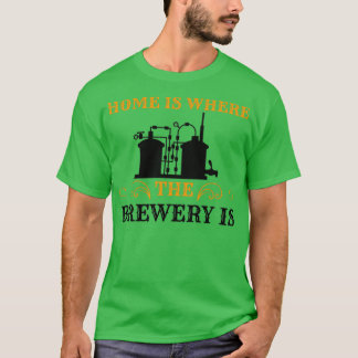 Camiseta Em casa é onde fica a fábrica de cerveja