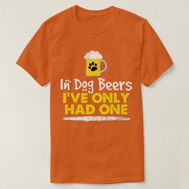 Camiseta Em Cervejas De Cães Eu Só Tinha Um Teto De Álcool  (Frente do Design)