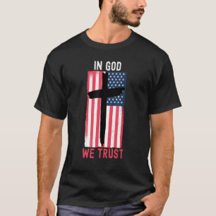 Camiseta Em Deus, confiamos na bandeira americana religião 
