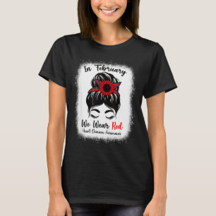 Camiseta Em Fevereiro Usamos Vermelho Cabelo Desarrumado Do