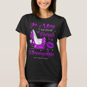 Camiseta Em maio, Vestimos Fibromialgia Awar Roxos de Altos