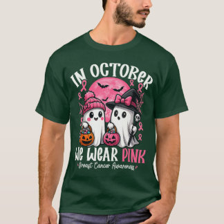 Camiseta em outubro nós usamos bruxa fantasma cor-de-rosa c
