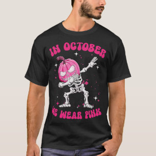 Camiseta Em outubro, Vestimos Sujeira do Dia das Bruxas de 