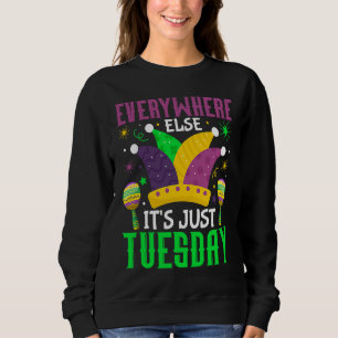 Camiseta Em todos os outros lugares é apenas celebrações de