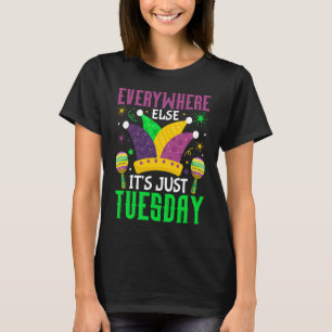 Camiseta Em todos os outros lugares é apenas celebrações de