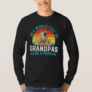 Camiseta Em um Cheio do Mundo Avô Ser um Papá Bear Retro V