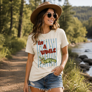 Camiseta Em Um Crocodilo Enquanto