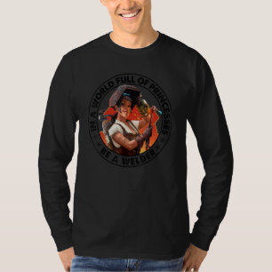 Camiseta Em um mundo cheio de princesas seja uma mulher sol