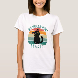 Camiseta Em Um Mundo De pessoas Ser Um Gato