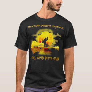 Camiseta Em Uma Estrada Do Deserto Escuro Vento Legal Em Me