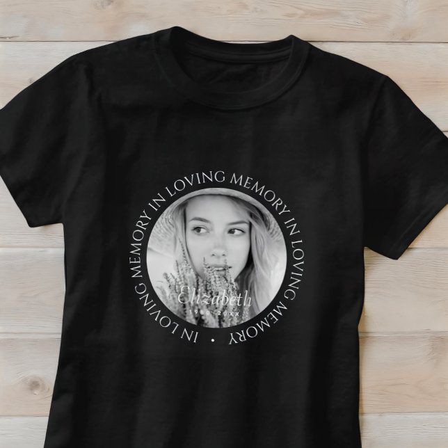 Camiseta Em uma memória simples Foto personalizada moderna (Criador carregado)