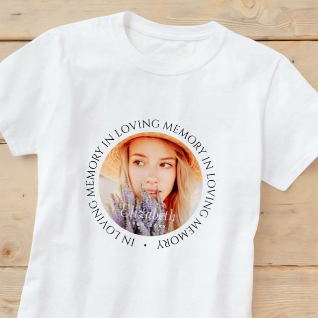 Camiseta Em uma memória simples Foto personalizada moderna (Criador carregado)