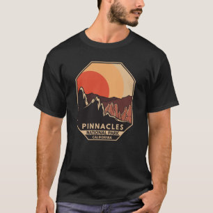 Camiseta Emblema Retroativo Mínimo do Parque Nacional Pinna