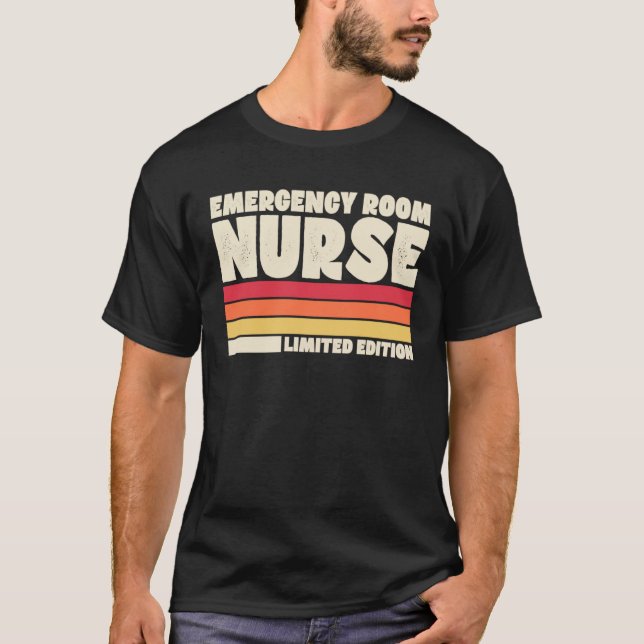 Camiseta Emergency Room Nurse  Retro Vintage Style (Frente)