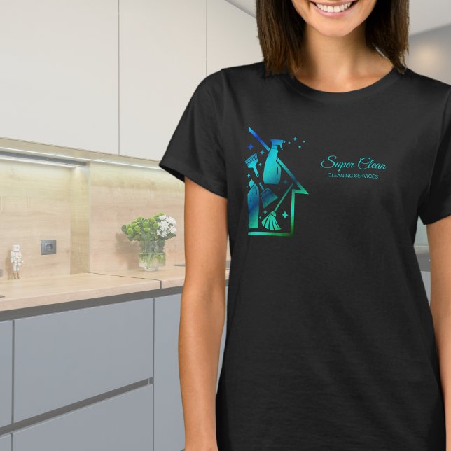 Camiseta Empregada doméstica Serviços de Limpeza profission (Criador carregado)