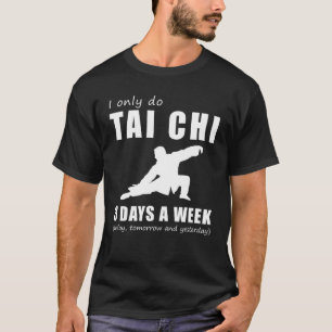 Camiseta Encontre equilíbrio e risos com I Apenas faça Tai 
