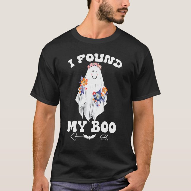 Camiseta Encontrei Meu Boo Ela Encontrou Seu Boo Casais Eng (Frente)