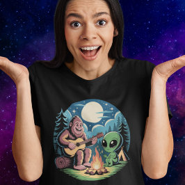 Camiseta Encontro Paranormal de Alien Bigfoot OVNI Críptico