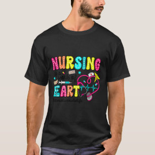 Camiseta Enfermagem Retro é um Trabalho de Coração Assisten