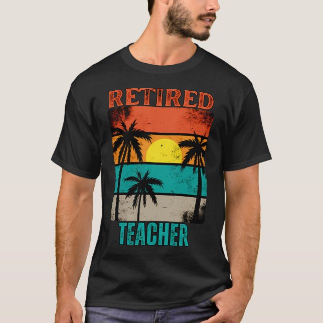 Camiseta Enfermeira Aposentada Indo Pescar (Frente)
