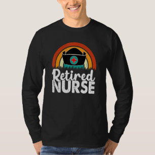 Camiseta Enfermeira Aposentada RN NP CNA LPN Aposentadoria