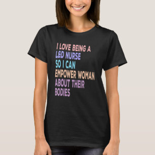 Camiseta Enfermeira de Obstetrícia e Ginecologia em Trabalh