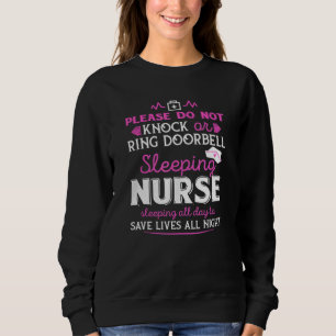 Camiseta Enfermeira dormindo o dia todo Tosave viva a noite