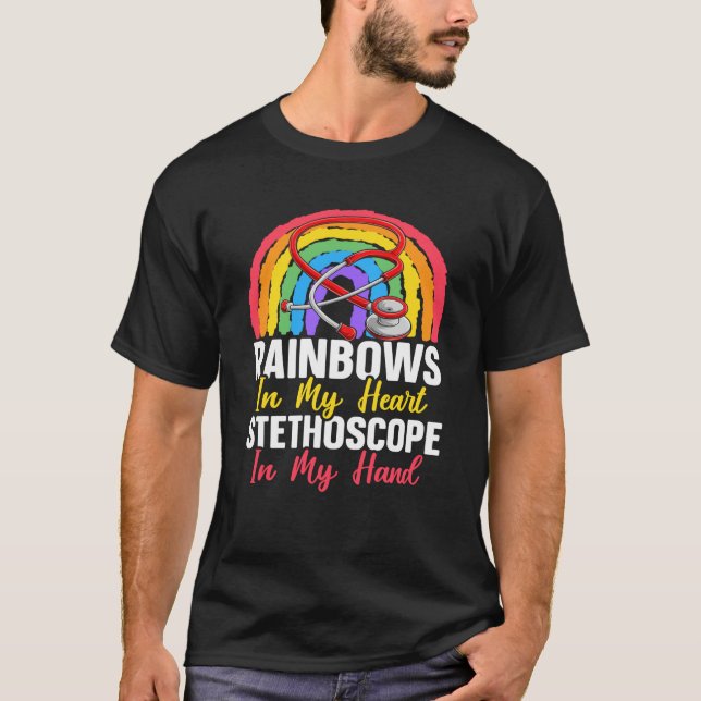 Camiseta Enfermeira Gay Rainbow Pride Marcha Medicina Ally  (Frente)
